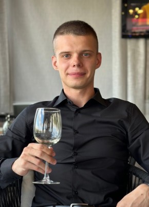 Максим, 28, Россия, Лобня