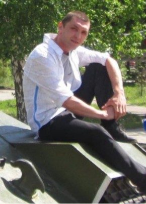 Артём из Челябинска 43 года