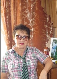 Лена, 68, Россия, Санкт-Петербург