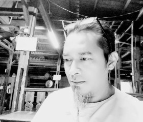 ajip, 40, Jakarta