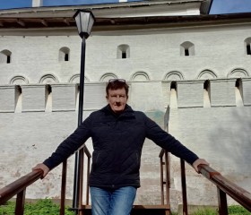 Vlad, 51, Moscow