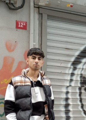 Burak, 19, Türkiye Cumhuriyeti, Esenyurt