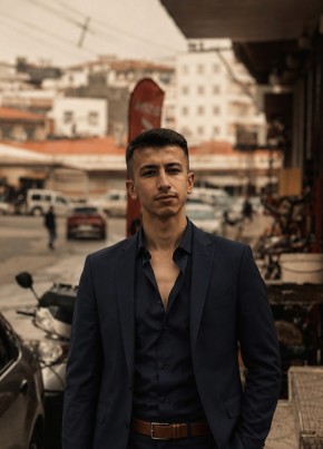 Mahmut из Gaziantep 18 лет