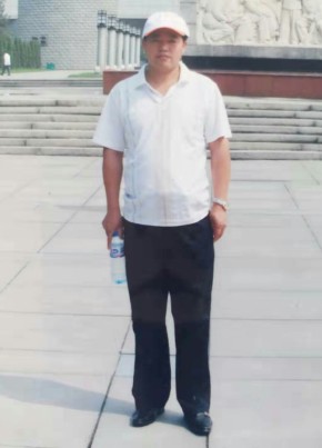 李, 51, 中华人民共和国, 北京市
