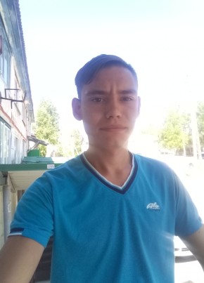 Дмитрий, 24, Россия, Сургут
