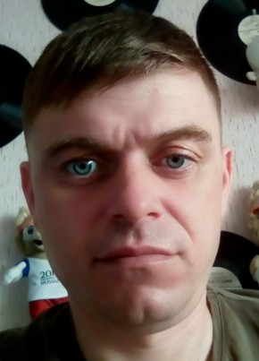 Павел, 39, Россия, Маслянино