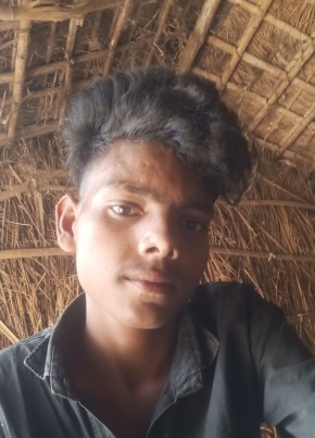 Niranjan, 18, India, New Delhi
