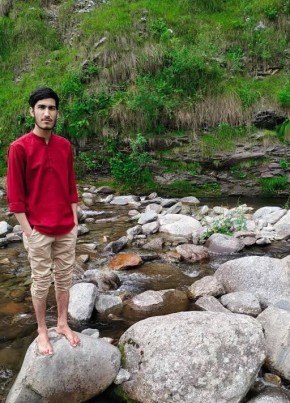 Majid, 25, India, Doda