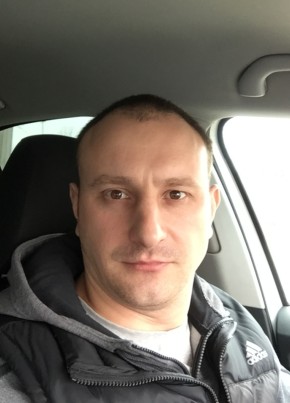 Роман, 43, Россия, Дорохово