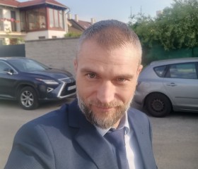 ANATOLII, 40, Bratislava