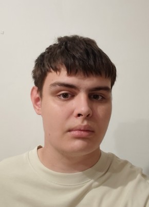 Степан из Томска 19 лет