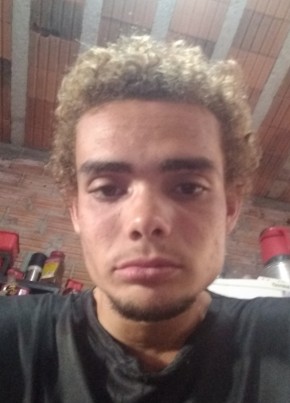 Gustavo из Cambé 18 лет