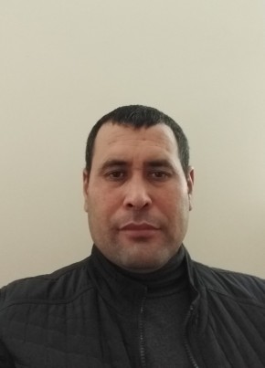 Али из Элисты 44 года