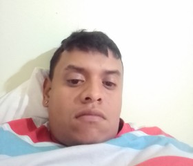 Cam, 33, Santiago