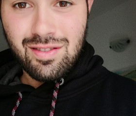 Gianluca, 23, Teramo