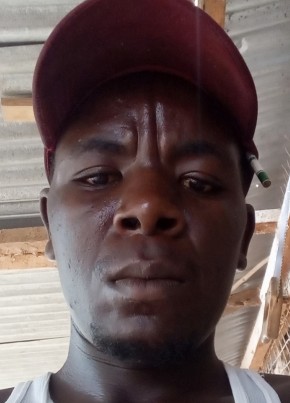 Justus, 28, Uganda, Kampala