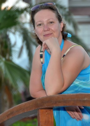 Елена, 49, Россия, Сызрань
