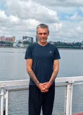 Дмитрий из Иркутска 49 лет