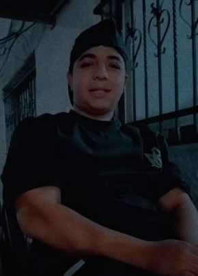 yahyaa, 18, Palestine, Ramallah