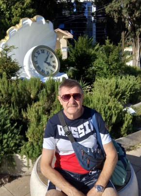 Алекс из Москвы 61 год