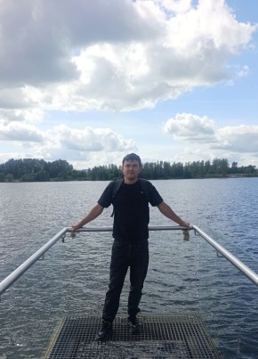 Emil Shonazarov из Jelgava 22 года