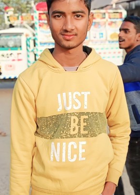 Aditya, 18, India, Faizābād