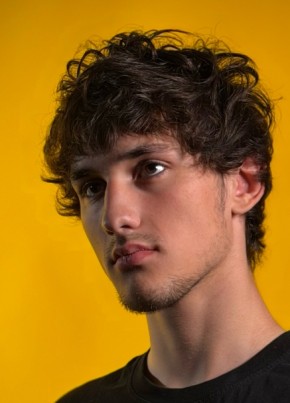 Андрей из Самары 19 лет