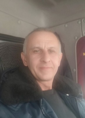 Андрей из Томска 54 года