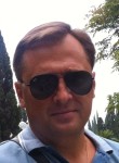 Viktor, 55, Moscow