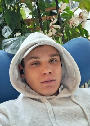 Паша из Łódź 19 лет