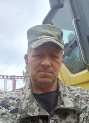 Юрий из Алапаевска 48 лет