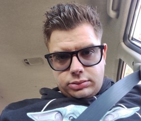 Anthony, 25, Hobart