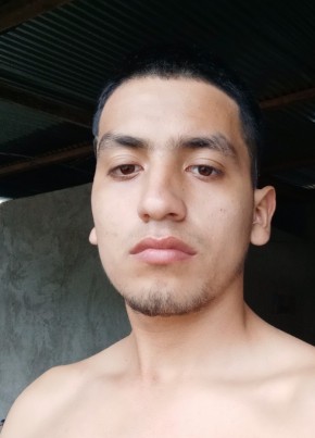 Joffre Guerrero, 21, República del Ecuador, Quito