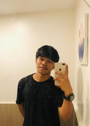 Ken Bryan, 19, Philippines, Makati City