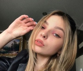 Polina, 22, Moscow