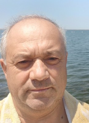 Валентин, 53, Romania, Galați