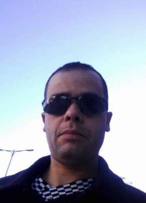 Samir, 35, People’s Democratic Republic of Algeria, Algiers