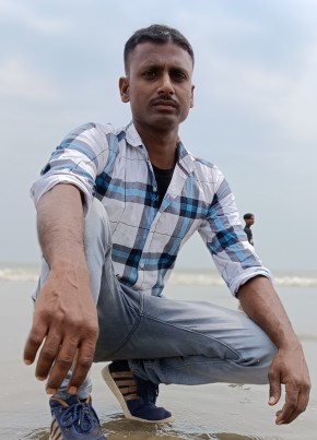 Rajesh Khan, 25, India, Contai