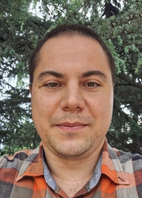Julian из Софии 38 лет