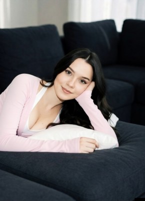 Милана из Красноуфимска 18 лет