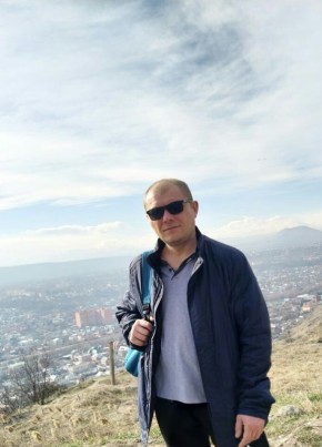 Владимир, 44, Россия, Таганрог