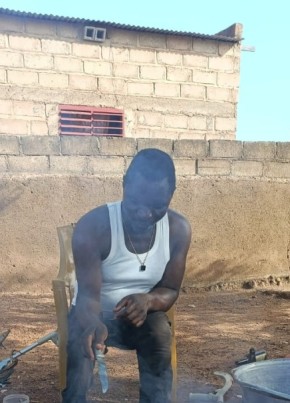Bokilo из Ouagadougou 49 лет
