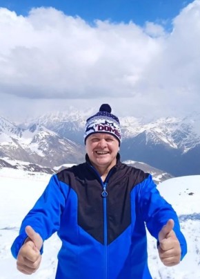 Владислав из Саратова 54 года