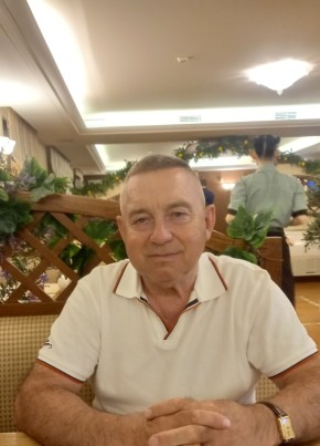 Александр из Городище (Волгоградской обл.) 18 лет