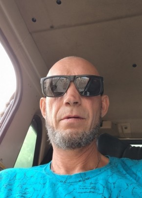 Алексей из Борисоглебска 43 года