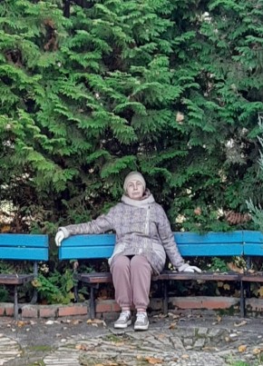 Анита из Азова 80 лет