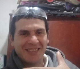 Luis, 18, Fontana