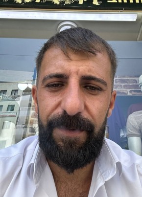 Emre, 29, Türkiye Cumhuriyeti, Mardin