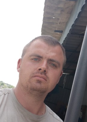 Геннадий, 29, Україна, Сєвєродонецьк