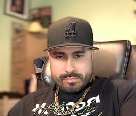 Arturo, 41, Los Angeles